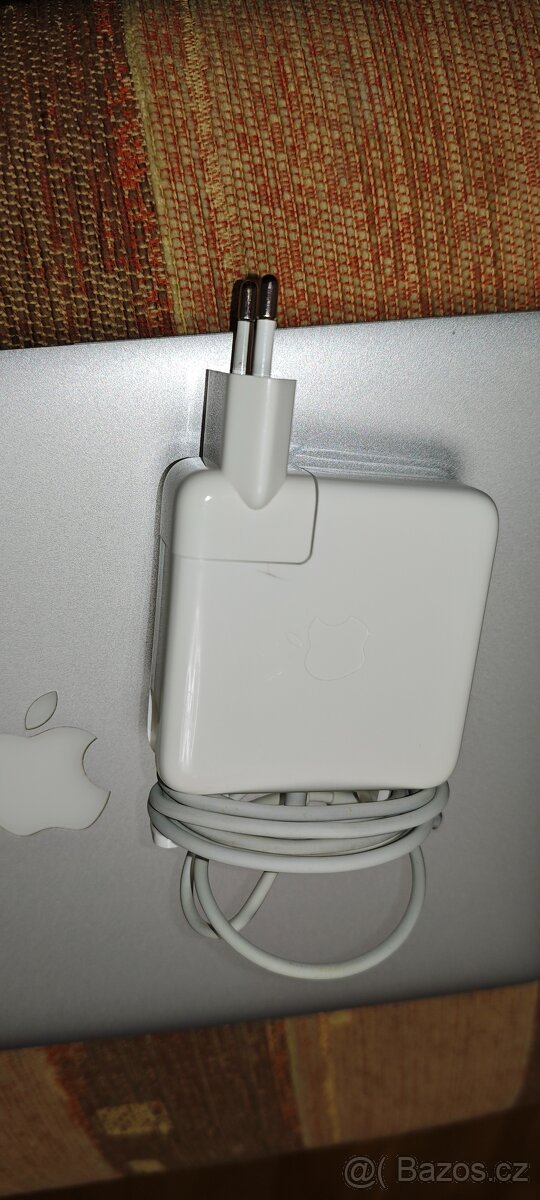 Apple MacBook Air 13" Late-2010 (A1369) - 13