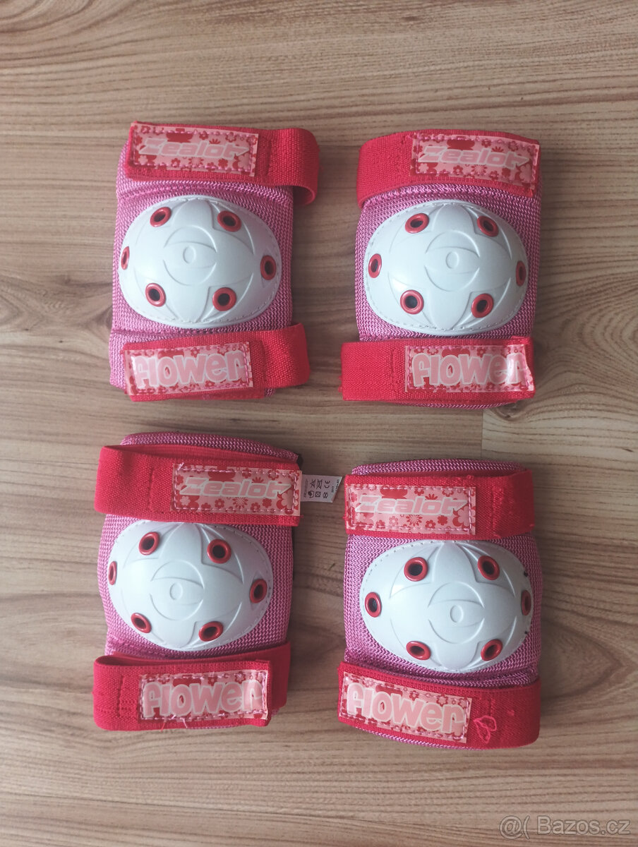 Dětské kolo , přídavná kolečka ke kolu a helma,chránič na bo - 13