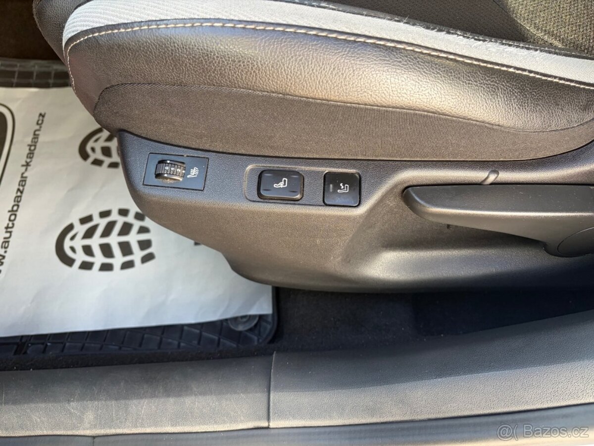 Citroën C4, 1,4 SERVISKA, VÝBAVA - 13