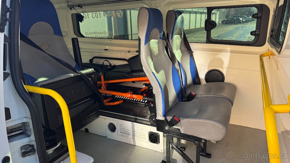 Ford Transit Custom, r. 2015. Motor 2.2 TDCi, výkon 74 kW - 13