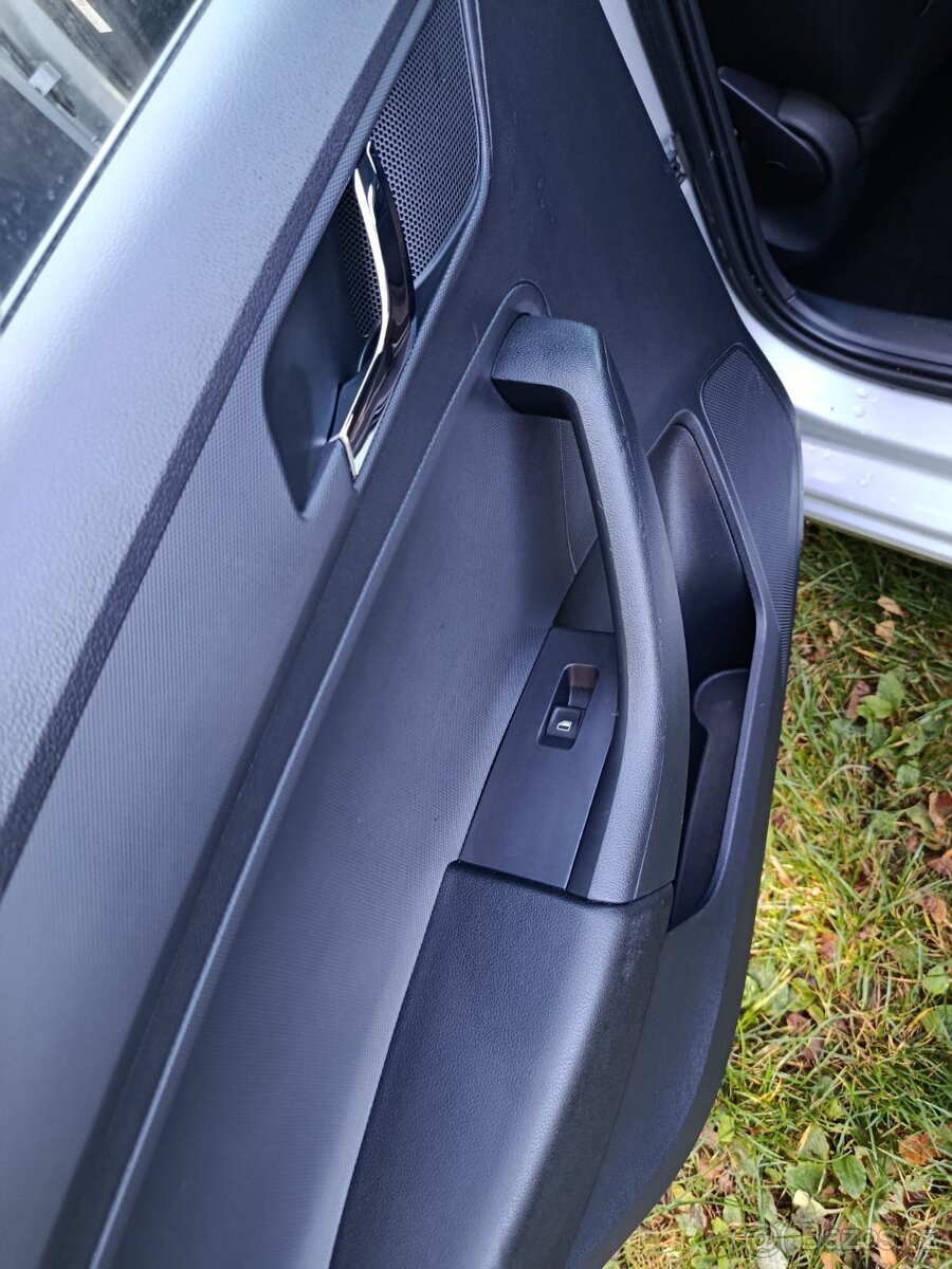 Škoda Rapid spacebag - 13