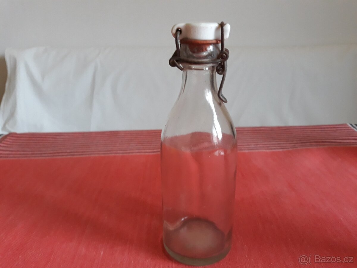 Starý vojenský kompas, pouzdro na cigarety aj. - 13