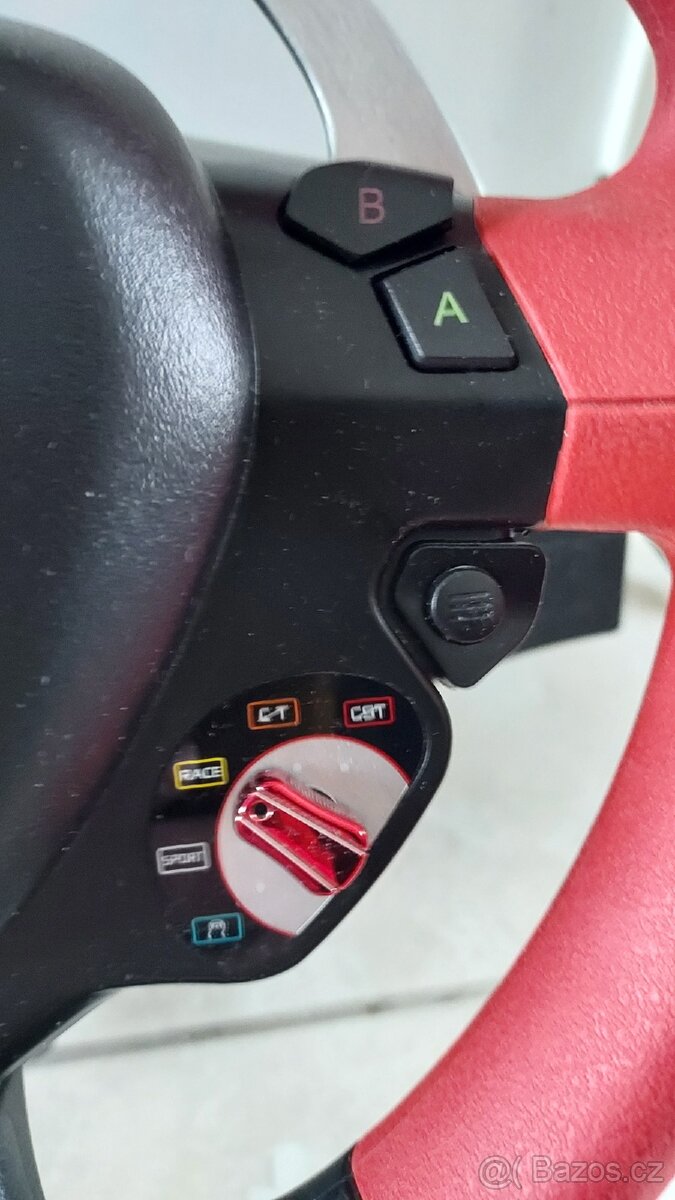 Volant Thrustmaster Ferrari 458 Spider pro Xbox One/Series - 13