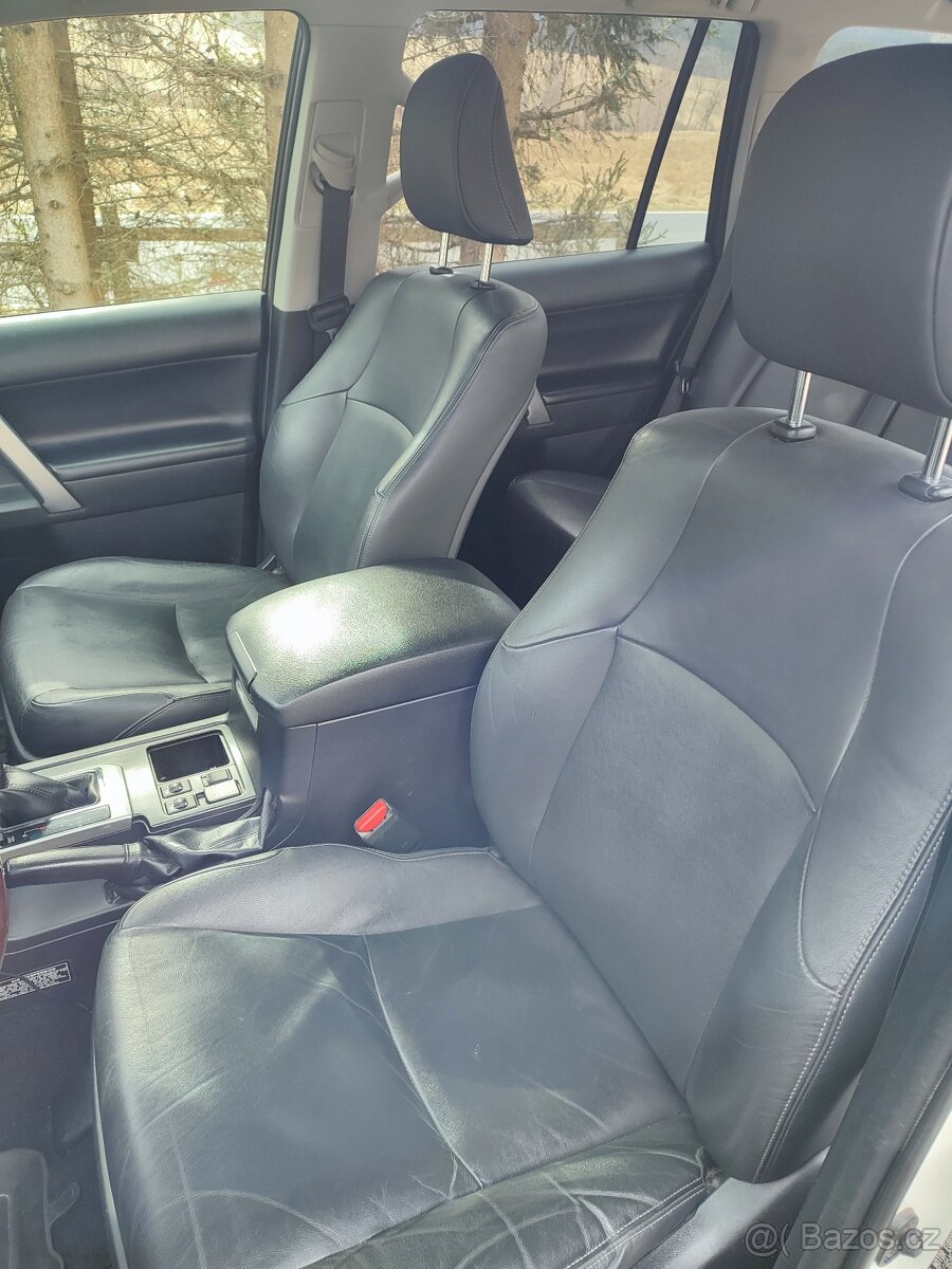 Toyota Land Cruiser 150 executive 2,8 diesel - 13