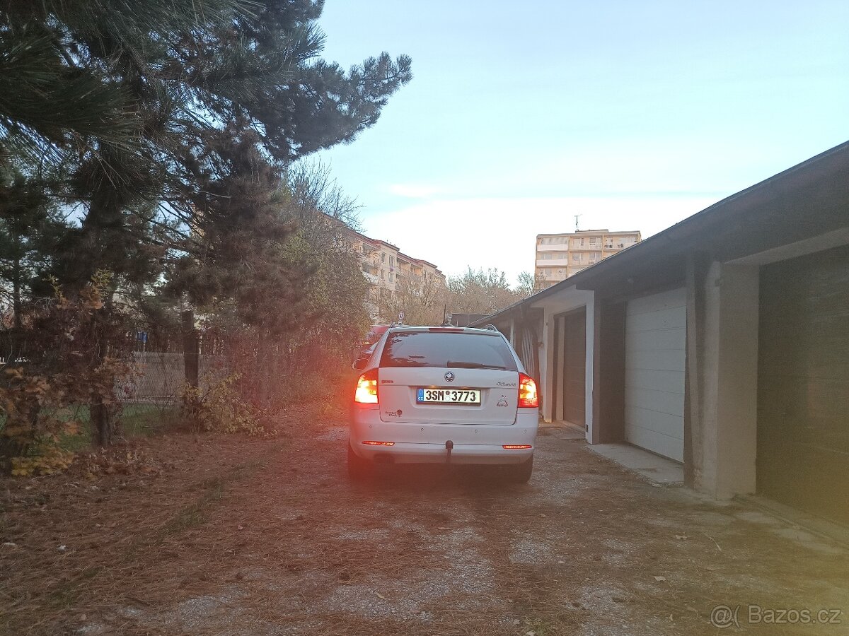 ŠKODA OCTAVIA COMBI II 2.0TDI, Common rail, 6/2011, nová STK - 13