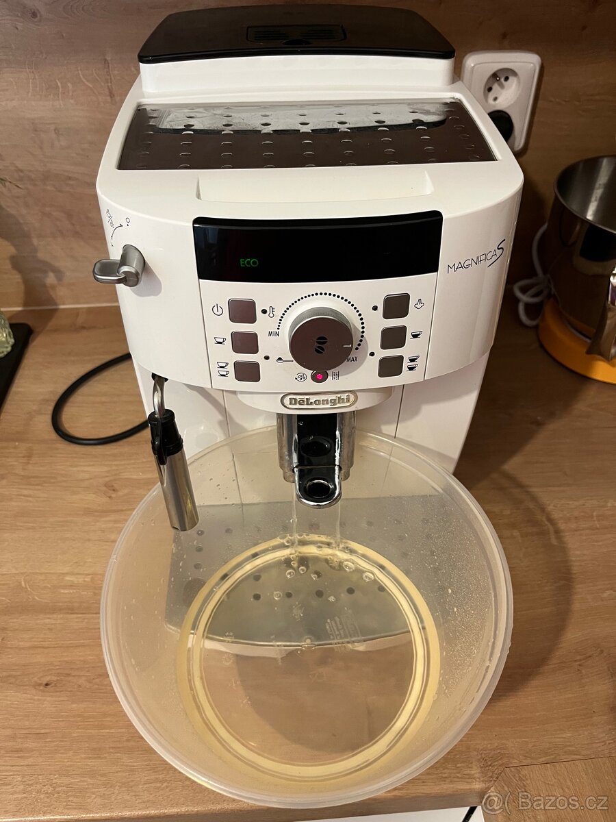 Kávovar De’Longhi Magnifica S - ECAM 22.110.W - 13