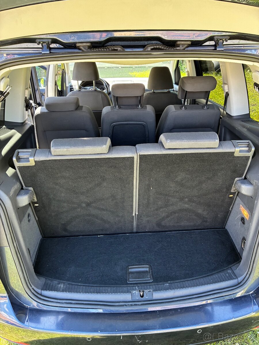 VW Touran 2,0 TDI, dsg - 13