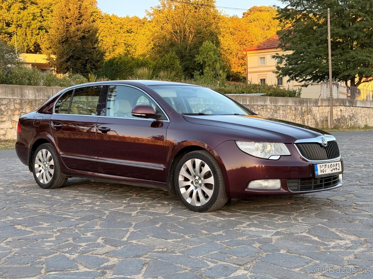 Škoda Superb - 13