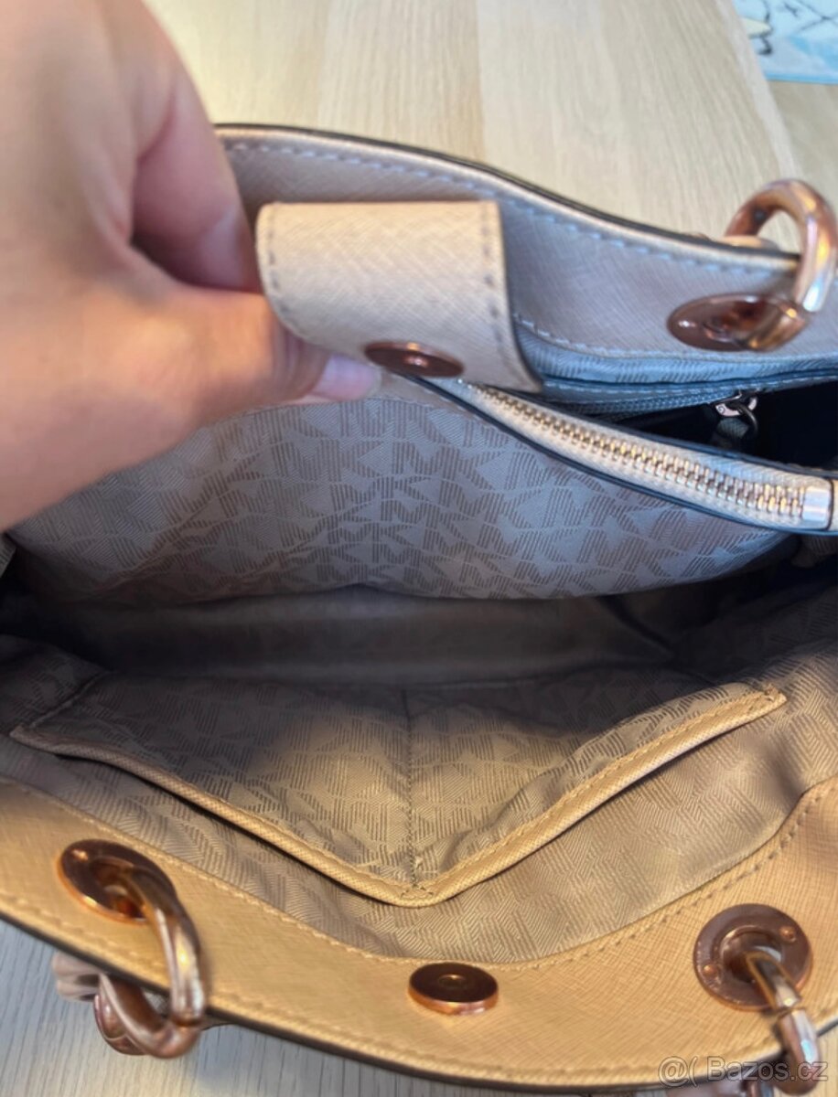 Kabelka Michael Kors - 13