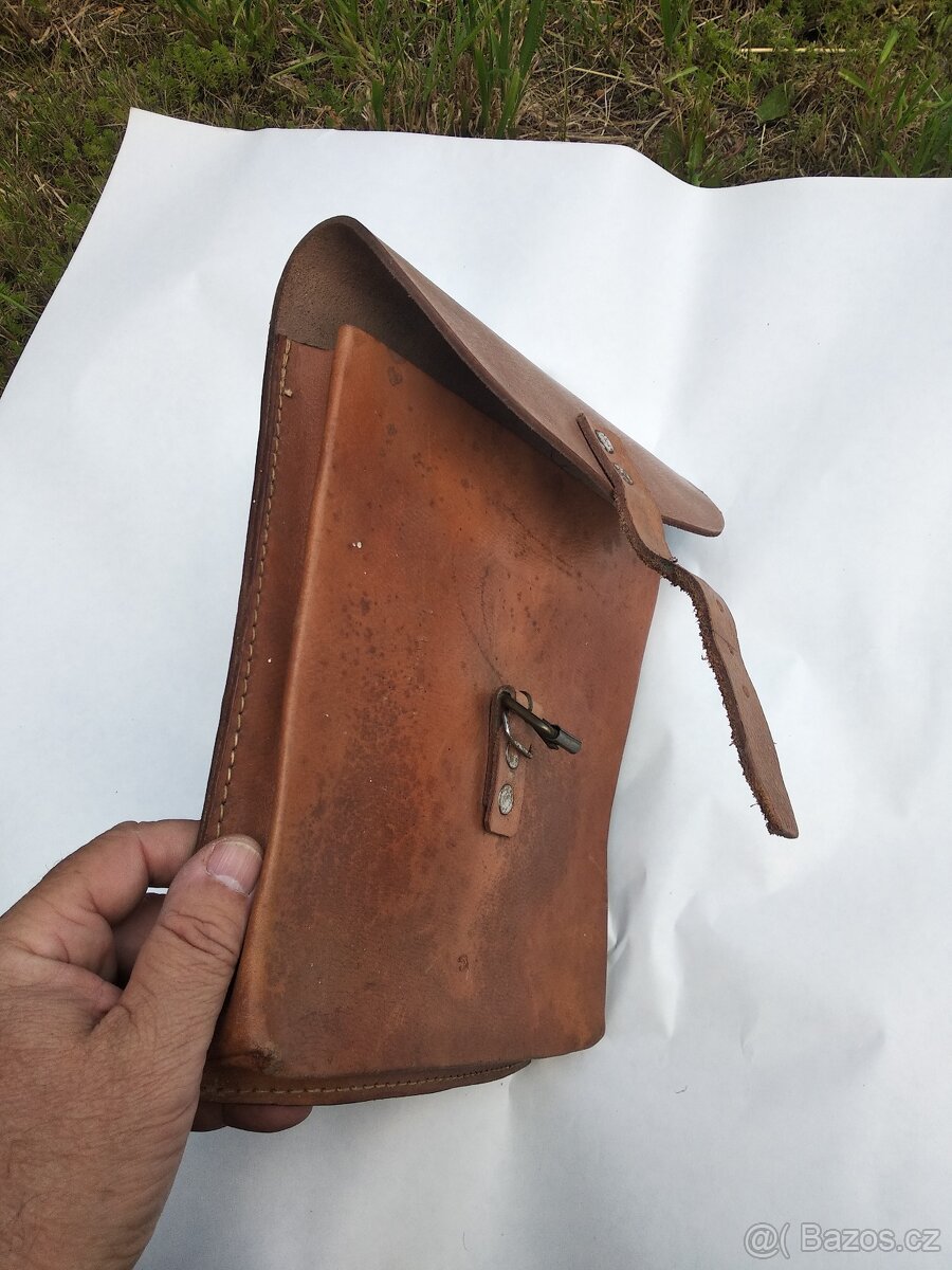 Brasna-pro prislusniky CSR-SNB-60-ta leta. - 13