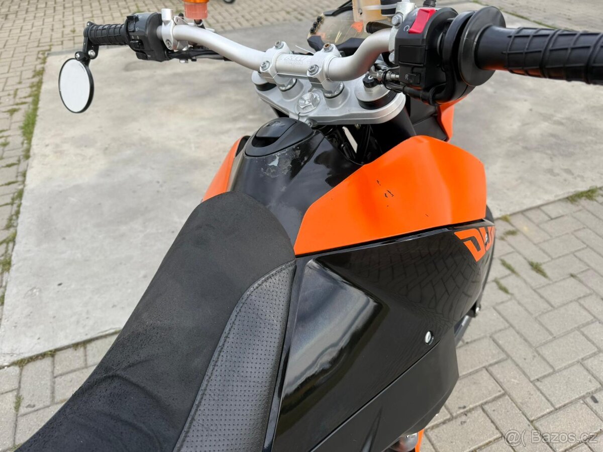KTM Duke 690 r.v.2009 - 13