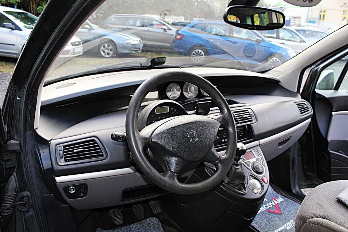 Peugeot 807, 2.0 HDi 7. míst - 13