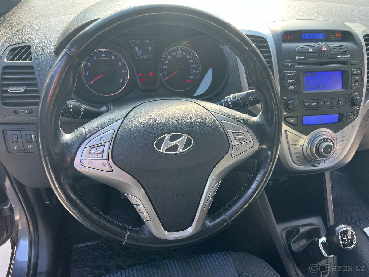 HYUNDAI iX20 1.4i 66 KW 1.MAJIT.VYHŘ.SEDAD+VOLANT,PAR.SENZOR - 13