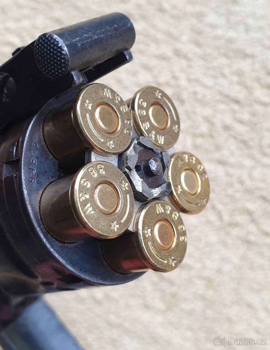 Historický revolver Smith Wesson cal.38CFDA 1882 - 13