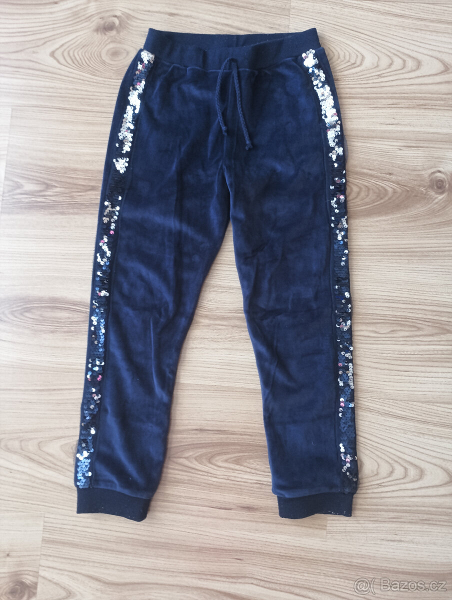 Dívčí svetřík ,župan,bundička, mikina, čepice - 13