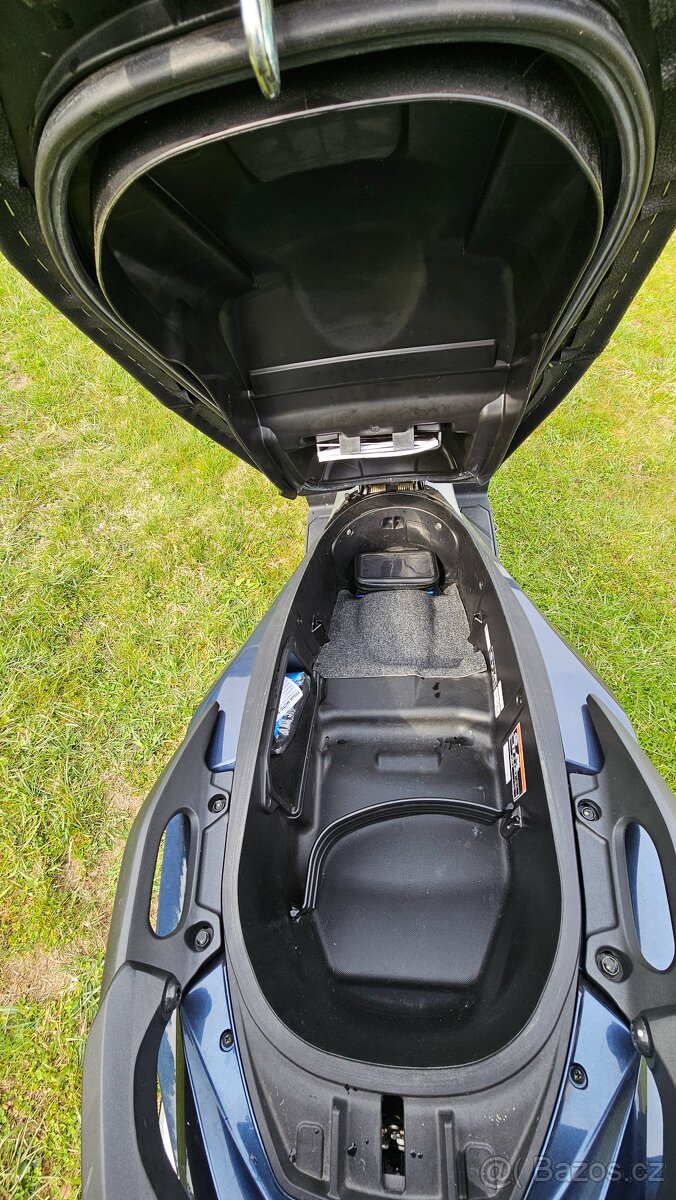 Honda NSS Forza 300 - 13