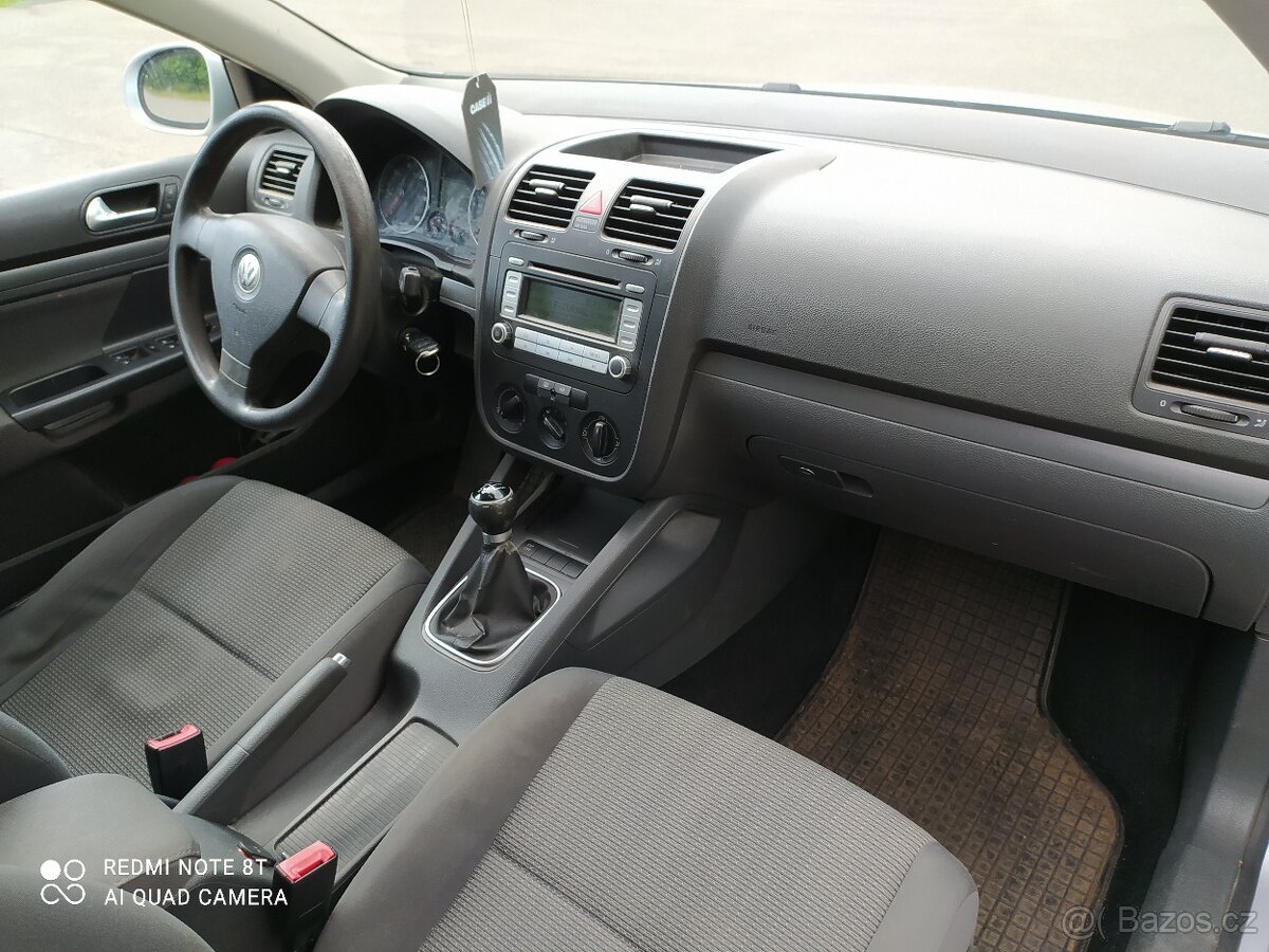 Prodám Volkswagen Golf 1.9 TDI combi - 13