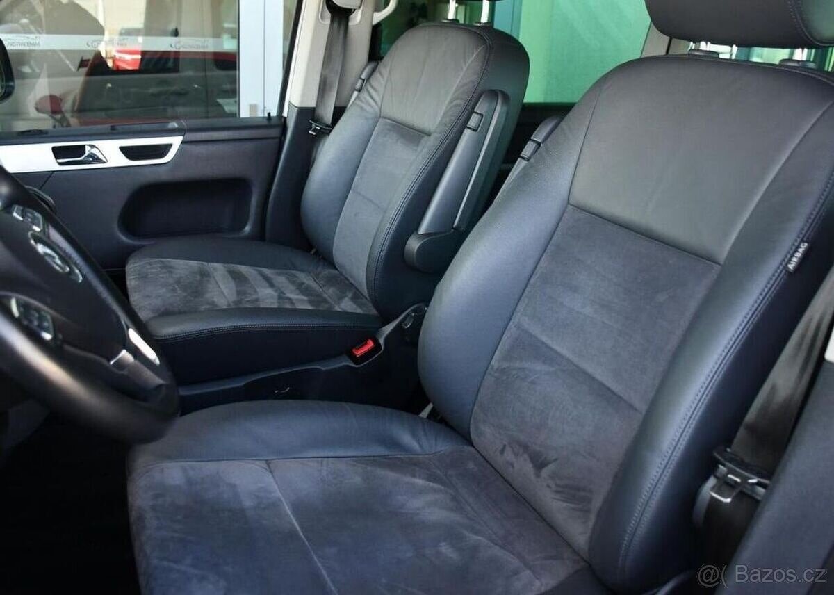 Volkswagen Multivan 2.0TDi ČR 7.MÍST TAŽNÉ M.TOP - 13