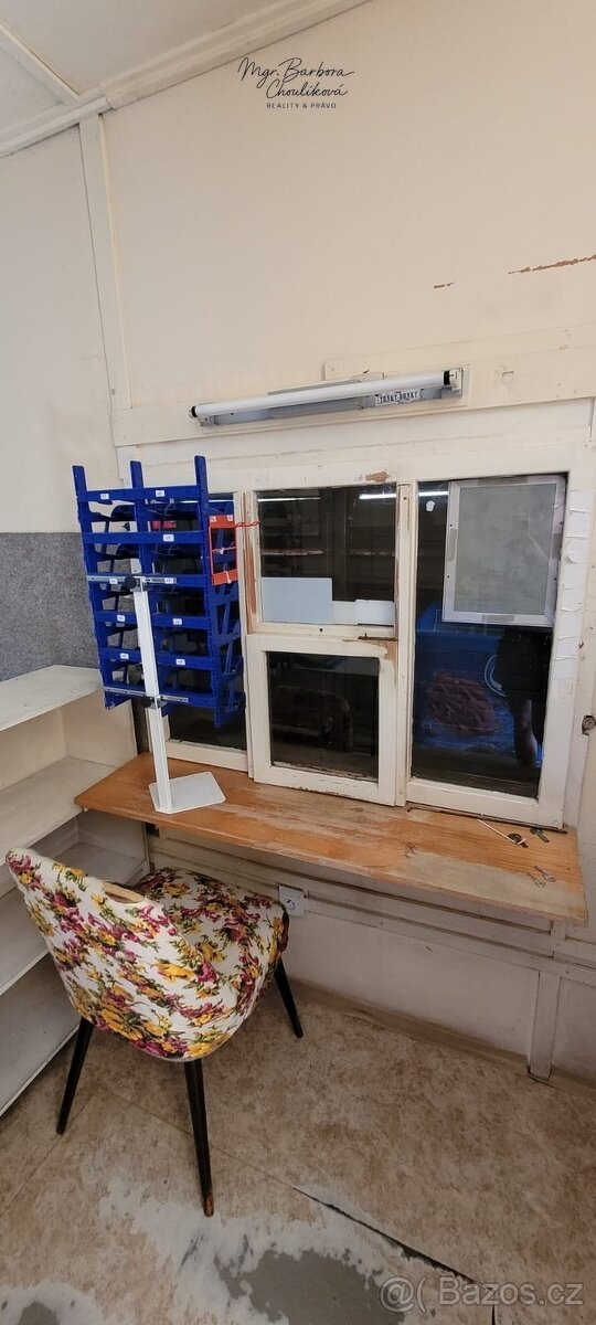 Prodej obchodního stánku (noviny, trafika, občerstvení) o vý - 13