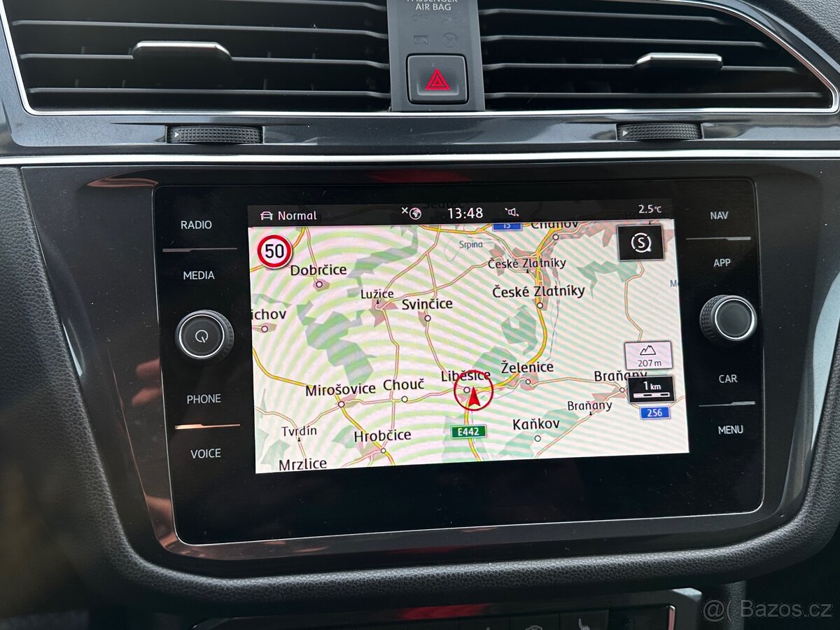 VW Tiguan 2.0TDi, 4x4, r.2019, 1.maj., top stav - 13