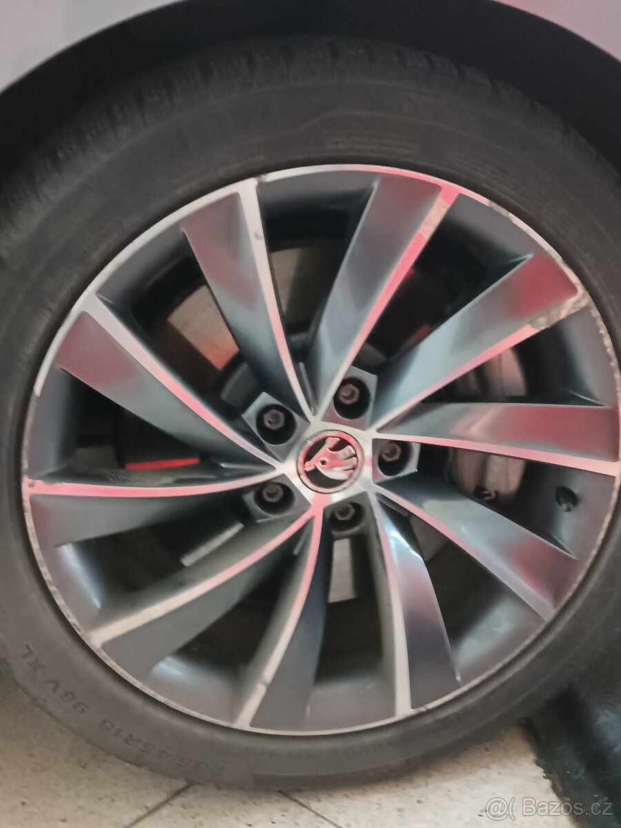 Škoda Superb 3 L&K 2.0tdi 140kw - 13