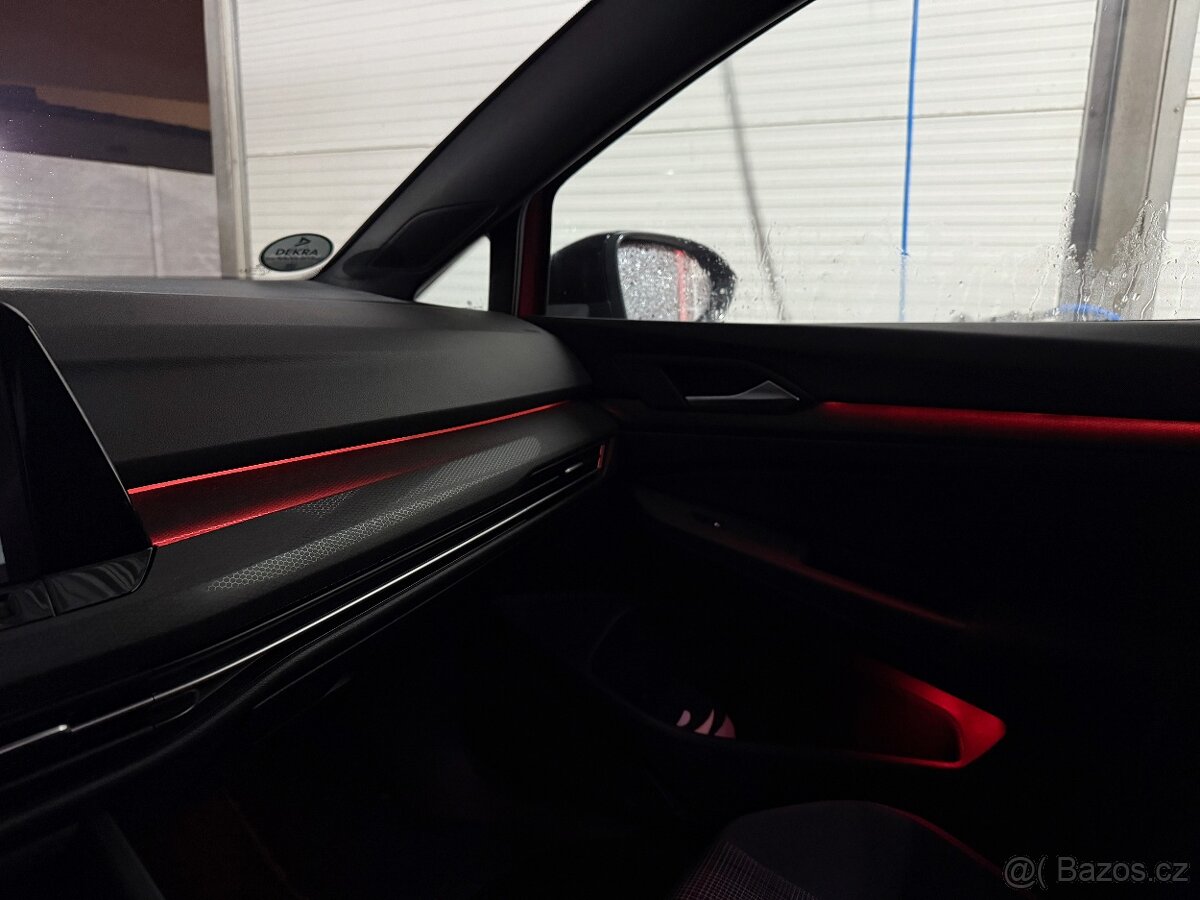 VW Golf VIII GTI - 13