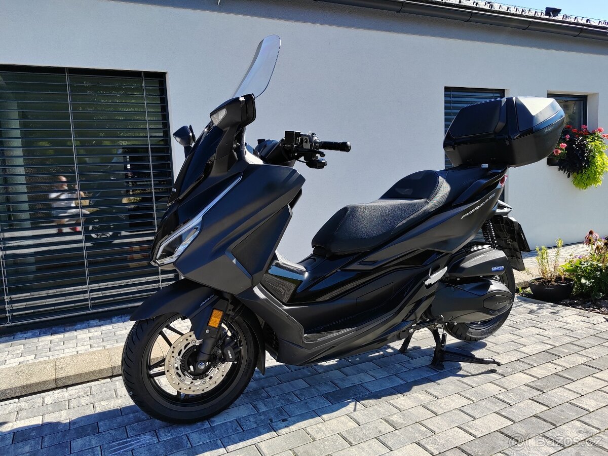 Honda Forza 350 - 13