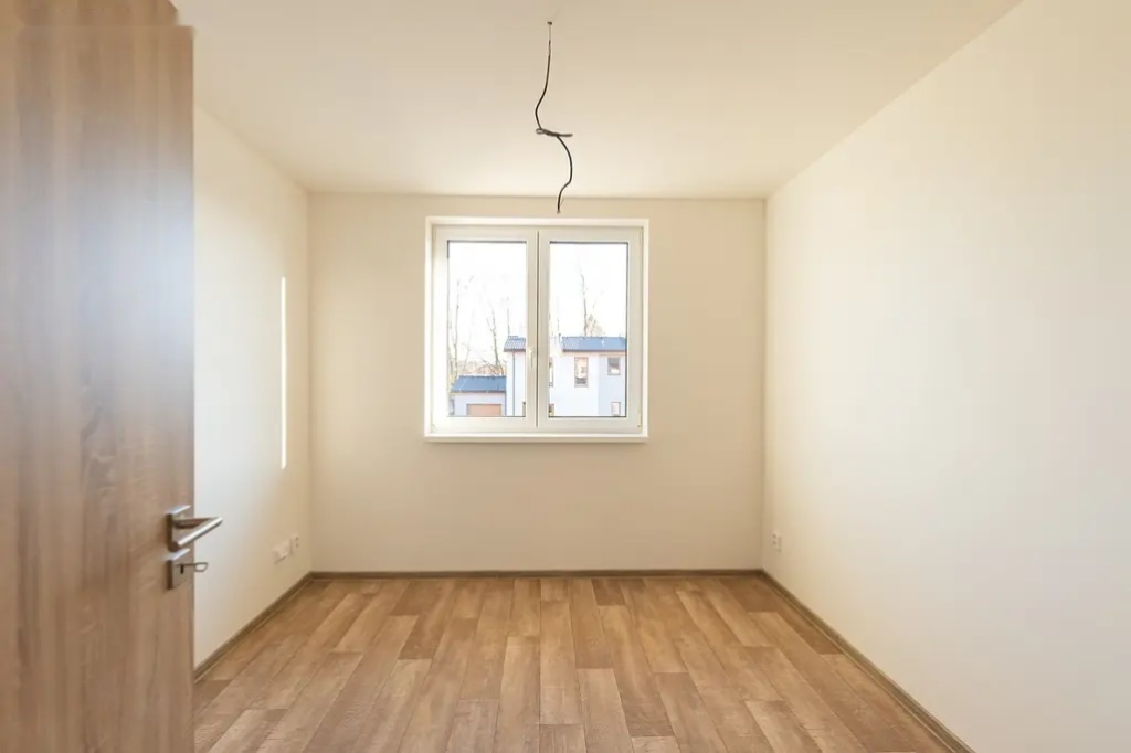 Pronájem dvoupodlažního řadového domu 4kk, 129m2 - 13