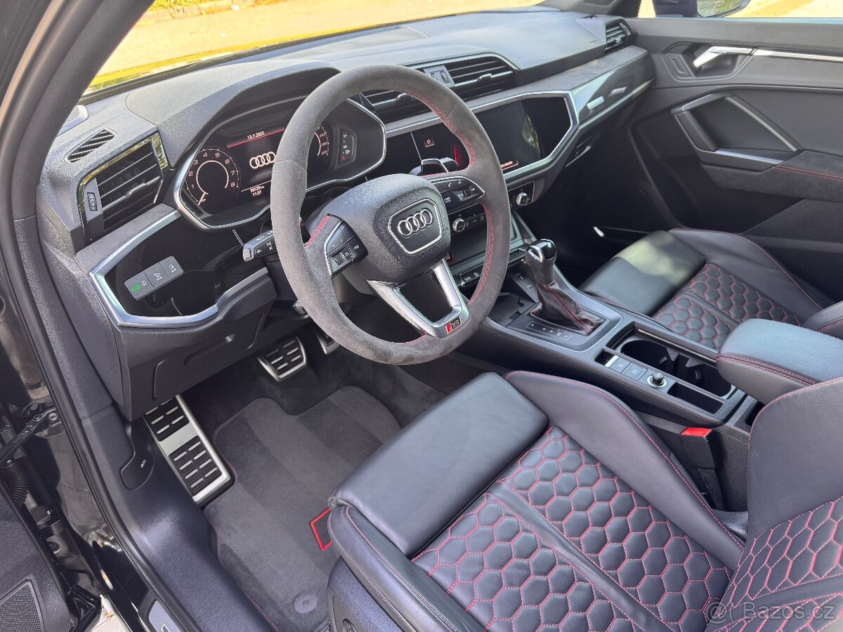 Audi RSQ3 2.5 TFSI - 13