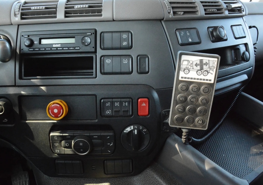 DAF CF 450 – 8x4 – MIX – EURO 6 - 13