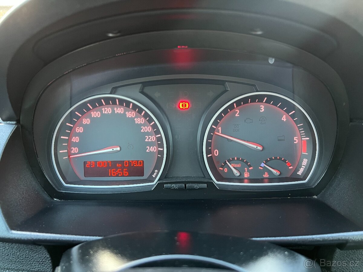 BMW X3, 2.0 D 110kW 4X4, MANUÁL - 13