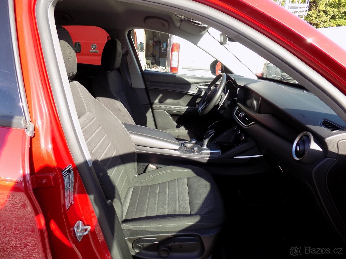 Alfa Romeo Stelvio 2.2 JTDM AUTOMATIC 4X4 - 13