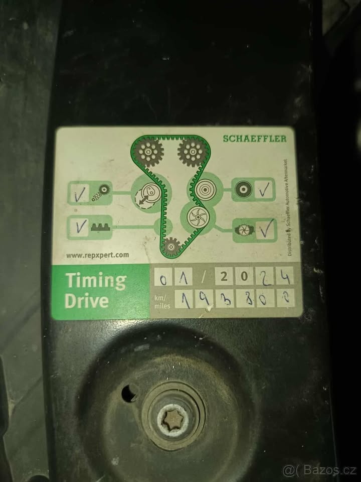 VW Tiguan 2,0 TDI 103 kW 4motion - 13