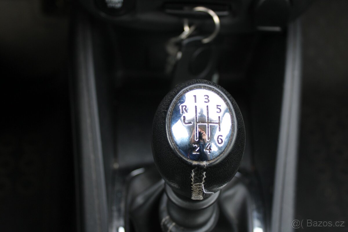 Renault Mégane, 1,6i 81KW + LPG 1.maj.,serviska, r.v. 2014 - 13