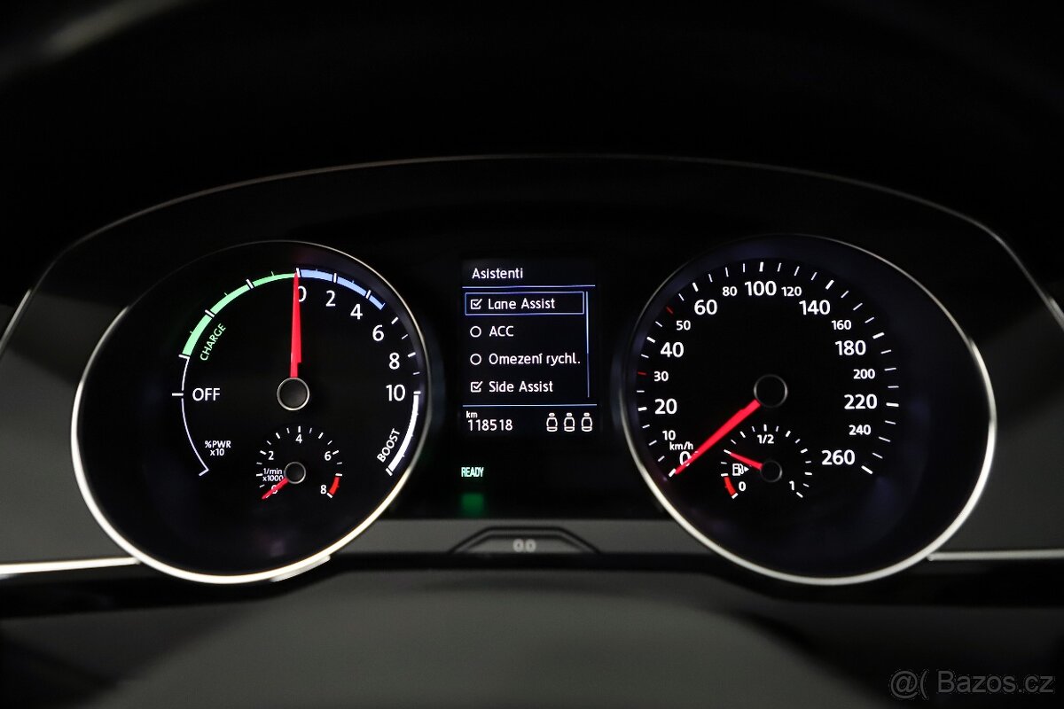 VW Passat B8 GTE Variant 1.4TSI 160kW DSG - záruka Autodraft - 13