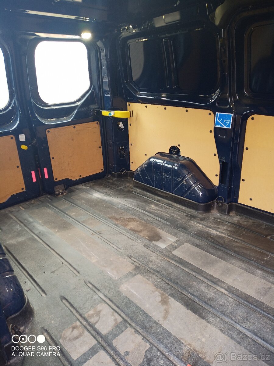 Prodám Ford transit Custom - 13