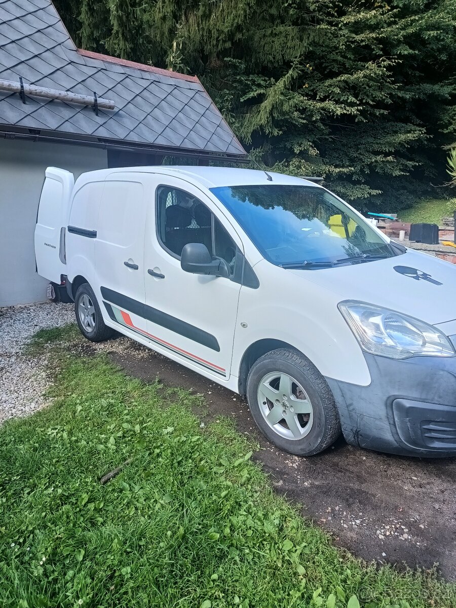 PEUGEOT PARTNER - 13