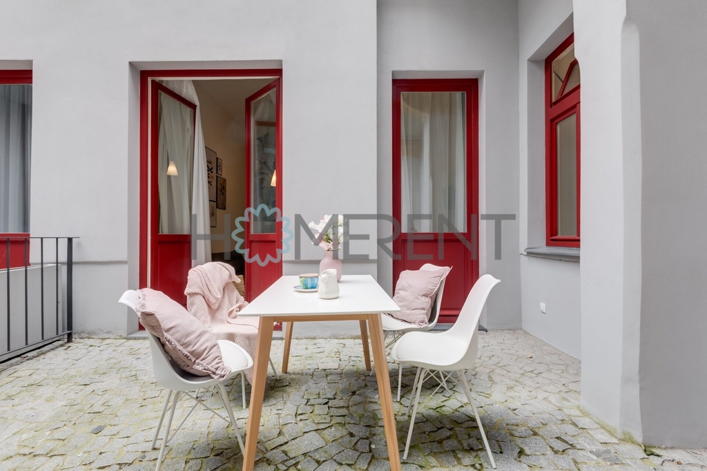 Pronájem ateliéru 2+kk, 55m² + 20m² terasa - Praha - Karlín - 13