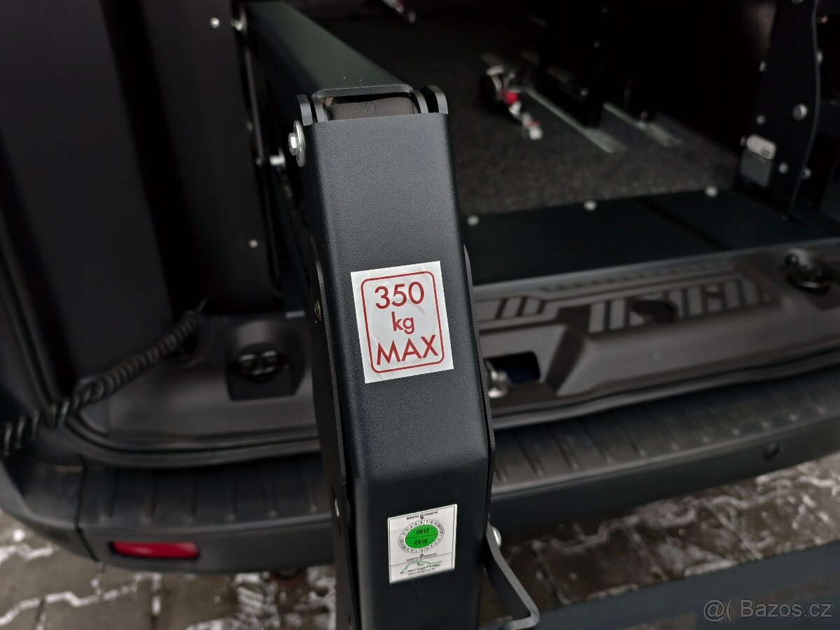 Ford Transit Custom 2.0EcoBlue ÚPRAVA PRO VOZÍČKÁŘE - 13