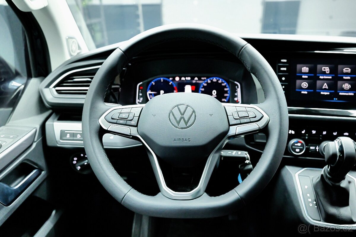 VW Multivan T6.1 Highline 4MOTION - pouze 640 km, max výbava - 13