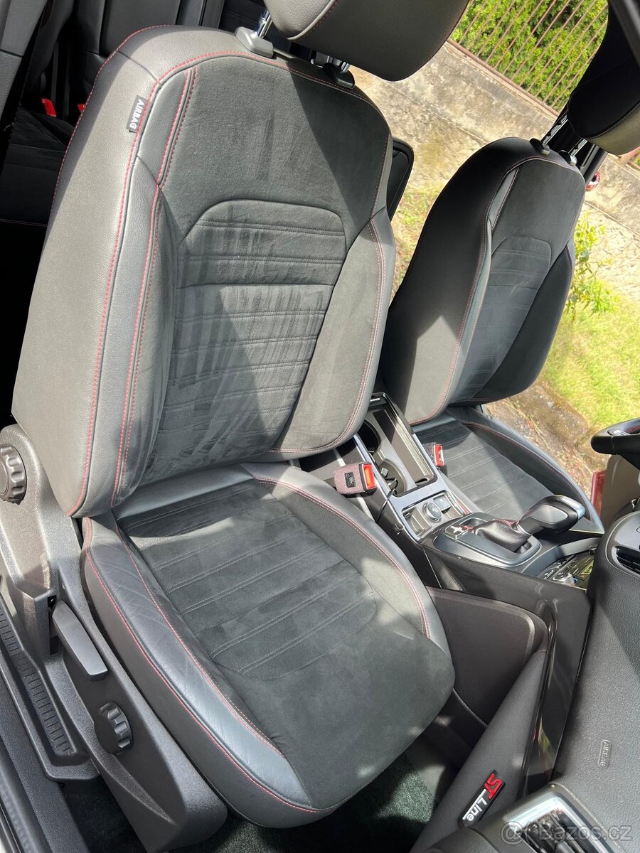 Ford Kuga 1,5 Ecoboost ST line - 13