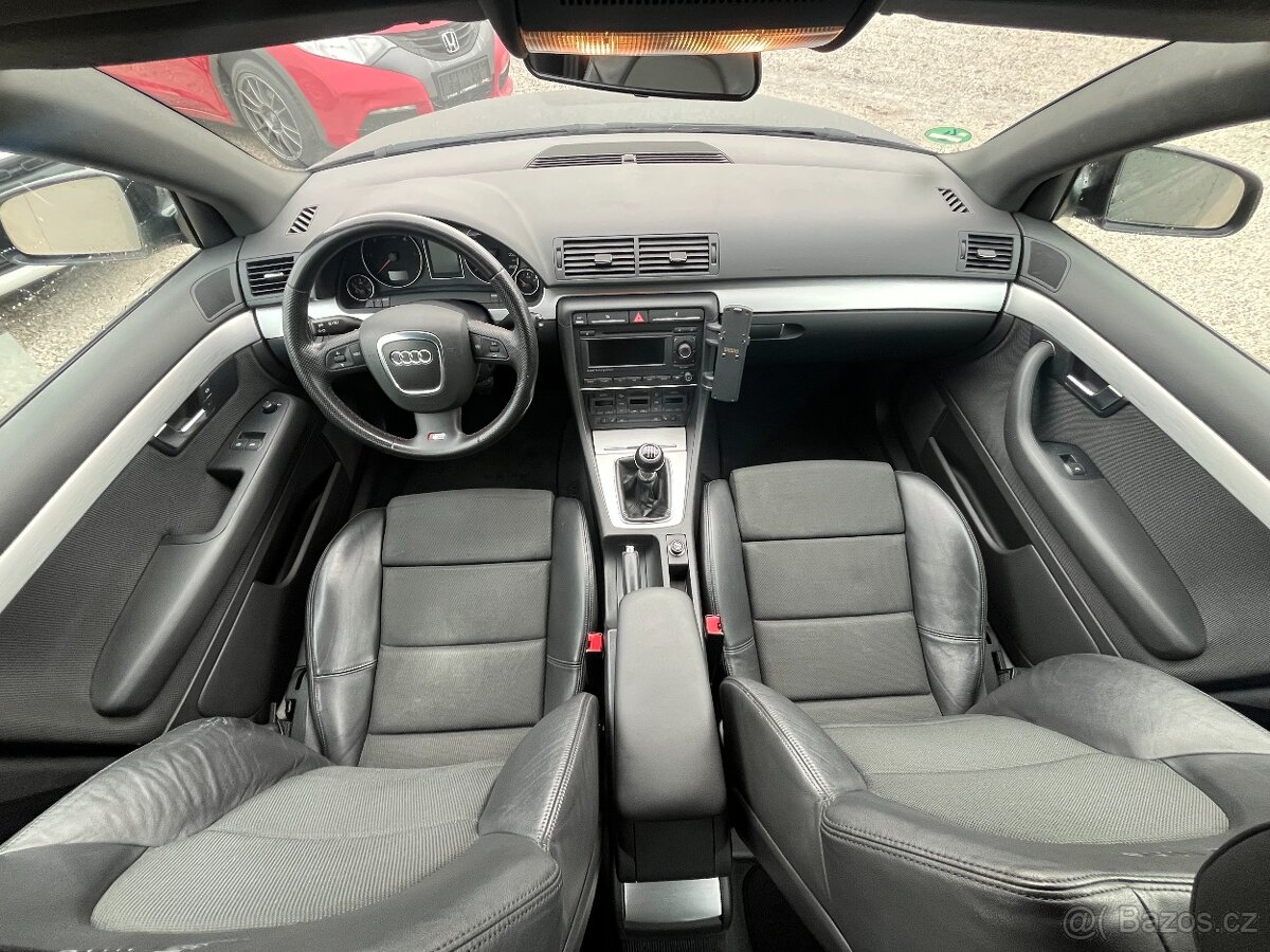 Audi A4 2.0 TDi 103KW S-line 1.Majitel - 13