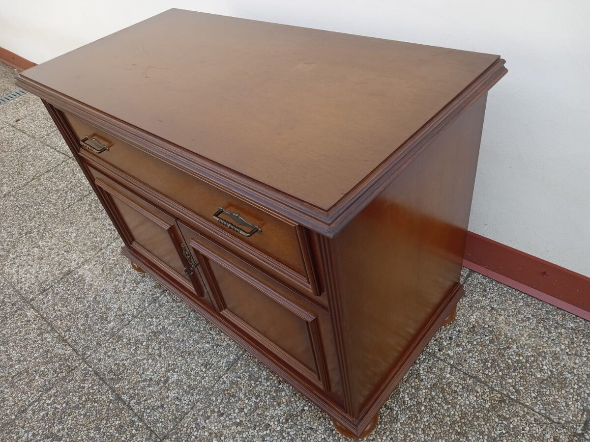 Rustikální komoda, nábytek - 13