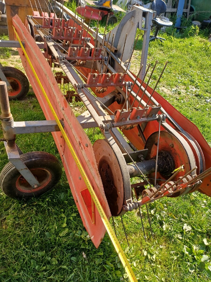 Obraceč a shrnovač sena TON - 13