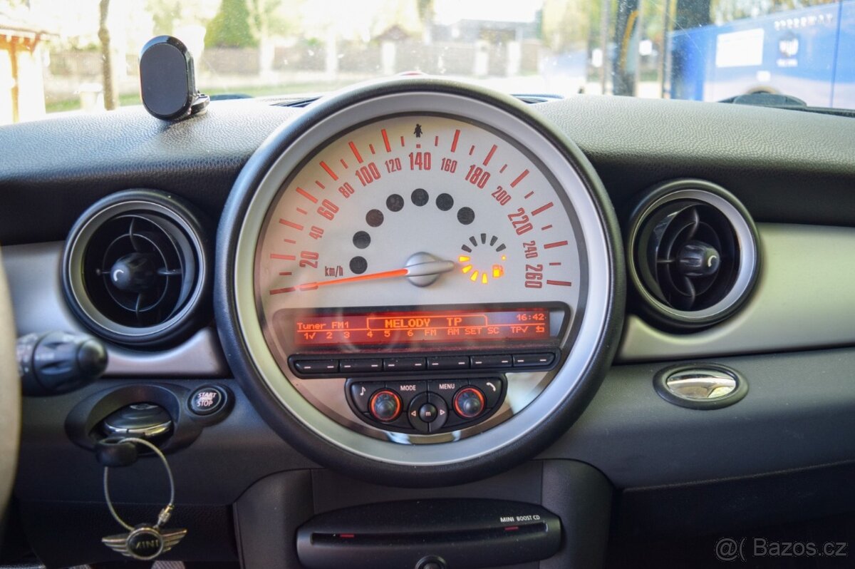 Mini Cooper r56 2010 1.6 90kW - 13
