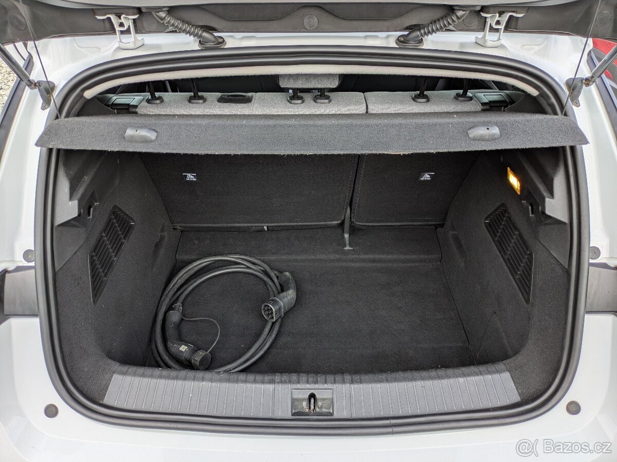 RENAULT MEGANE E-TECH EV60, 65kWh, ZÁRUKA, DPH, SOH 94.2% - 13