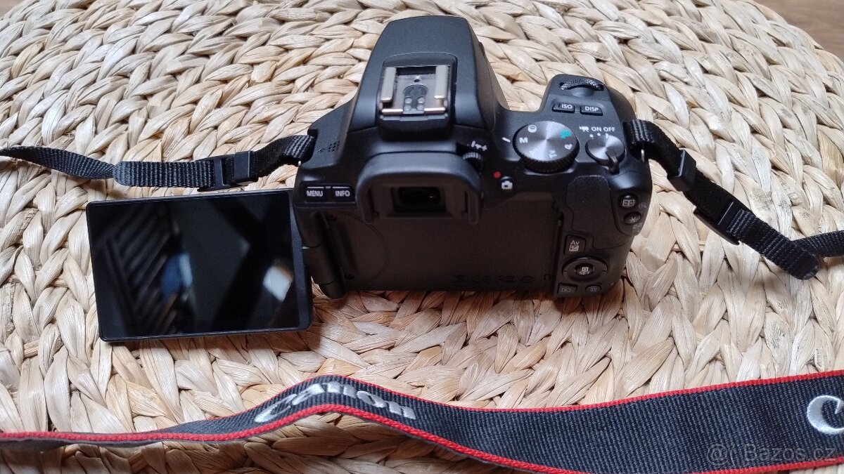 Digitální zrcadlovka s prislusenstvim - 13