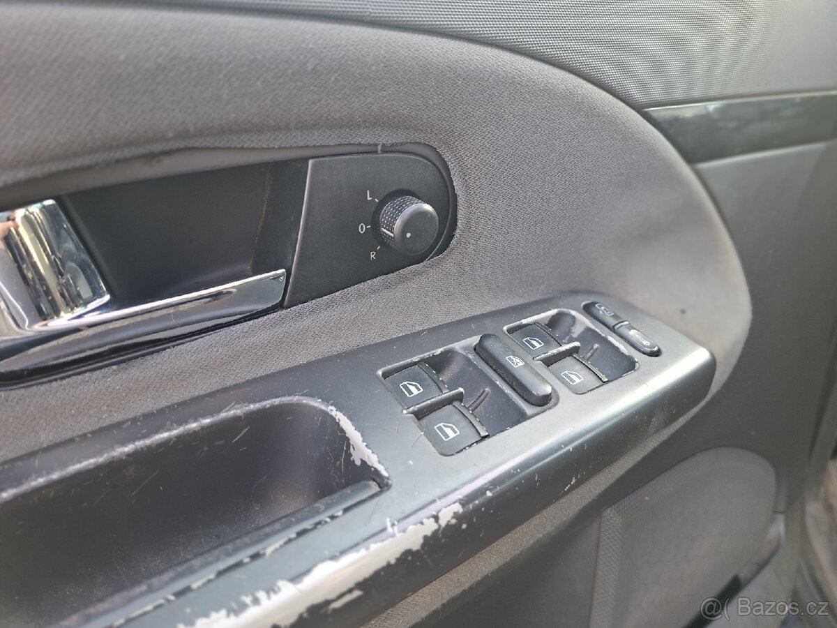 Volkswagen Shara 1.9 Tdi-7 míst - 13