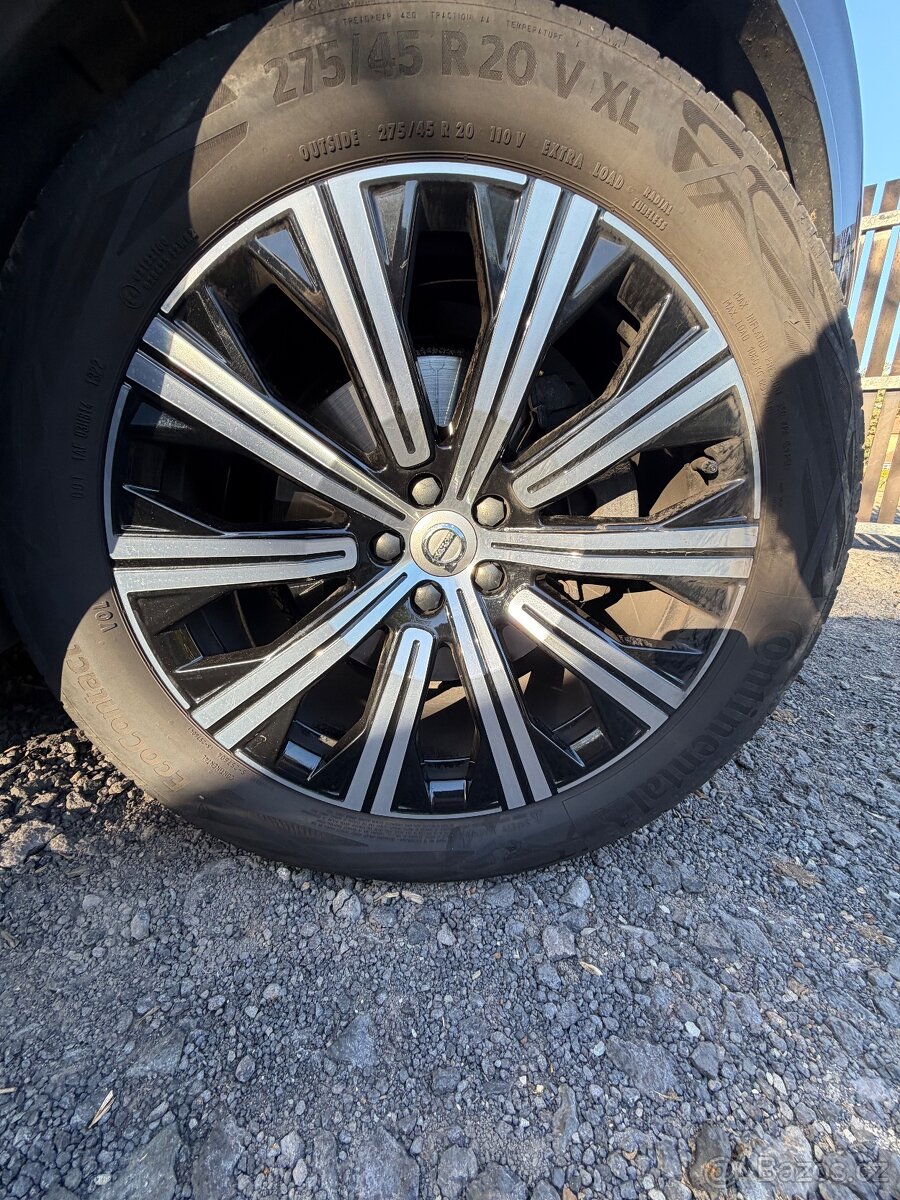 Volvo XC90 - 13