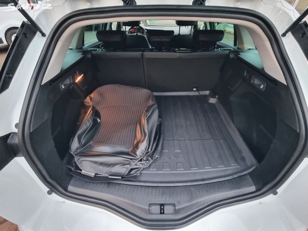 Mégane, Techno 1.3 TCe 140 EDC - 13